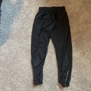 Albion fit girls black jetsetters vguc